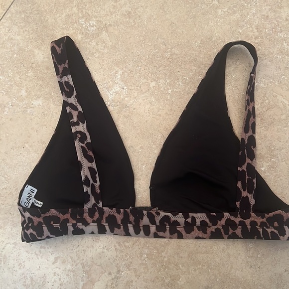 Ganni Leopard Print Bikini Top Size Small - Picture 3 of 4